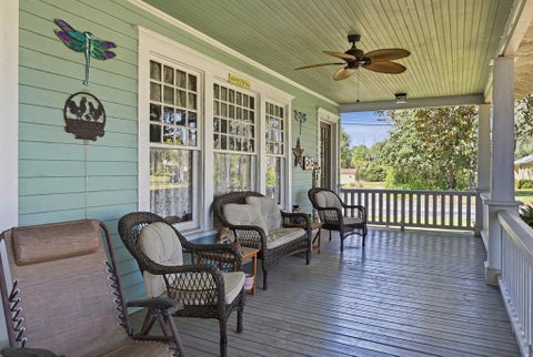 Tiny photo for 816 W Central Avenue, Fitzgerald, GA 31750 (MLS # 142404)