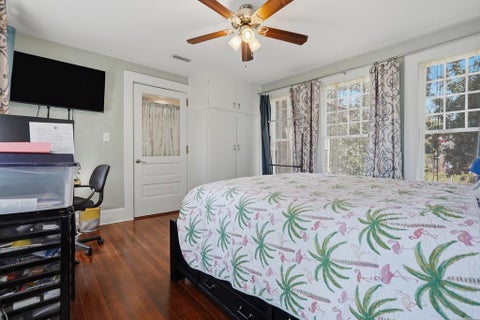 Tiny photo for 816 W Central Avenue, Fitzgerald, GA 31750 (MLS # 142404)