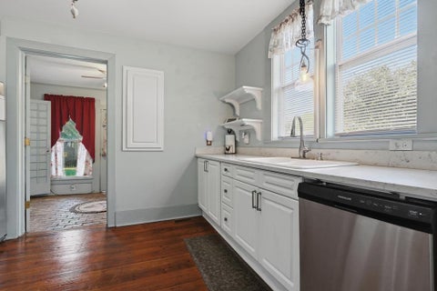 Tiny photo for 816 W Central Avenue, Fitzgerald, GA 31750 (MLS # 142404)