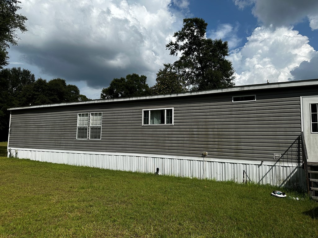 137 S Armadillo