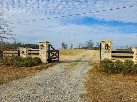 277 Wesley Rigdon Rd Tifton GA 31794