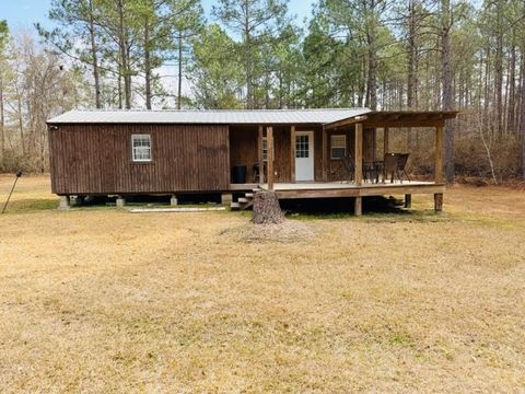 Photo of 302 Primrose Rd, Fitzgerald, GA 31750 (MLS # 141275)