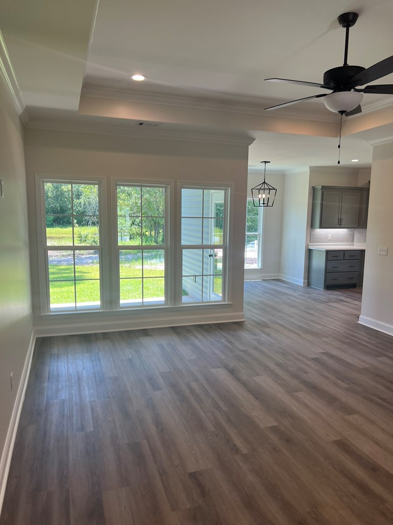31 Sloans Village Way SE