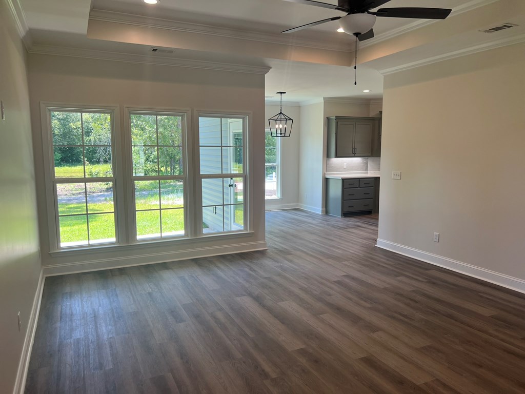 31 Sloans Village Way SE