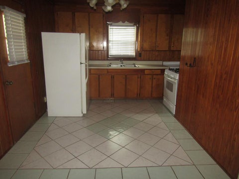 Tiny photo for 405 N Lincoln St, Ocilla, GA 31774 (MLS # 143030)