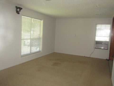 Tiny photo for 405 N Lincoln St, Ocilla, GA 31774 (MLS # 143030)