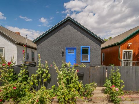 Photo of 165 W Fremont St, Laramie, WY 82072 (MLS # 250596)