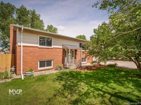 Photo of 1613 Barratt St, Laramie, WY 82070 (MLS # 250616)