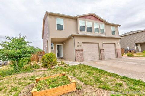 Photo of 1303 Person St, Laramie, WY 82070 (MLS # 250620)
