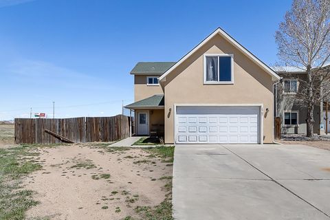 Photo of 1567 Westview Ct, Laramie, WY 82070 (MLS # 250258)