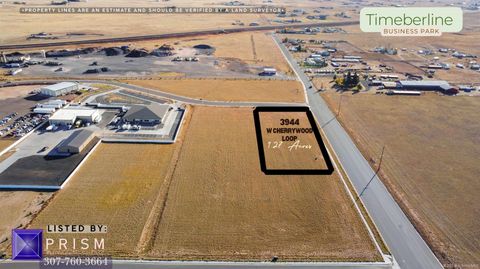 Photo of 3944 E Cherrywood Loop #B2L12, Laramie, WY 82070 (MLS # 230566)