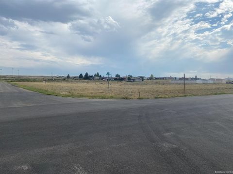 Photo of 112 West Bridge Ave, Saratoga, WY 82331 (MLS # 250514)