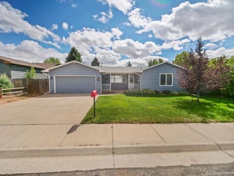 Photo of 2122 Curtis St, Laramie, WY 82072 (MLS # 250668)