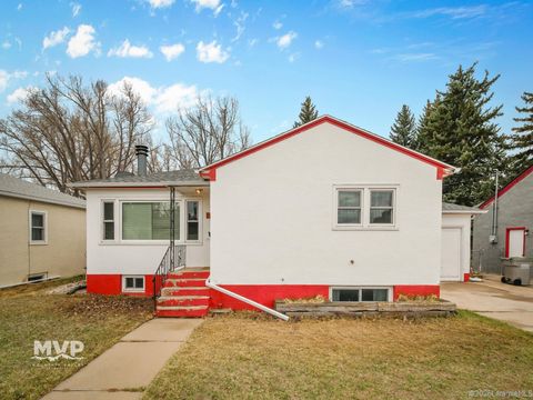 Photo of 1936 Custer St, Laramie, WY 82070 (MLS # 250680)
