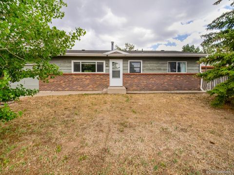 Photo of 1501 Palomino Dr, Laramie, WY 82070 (MLS # 250505)