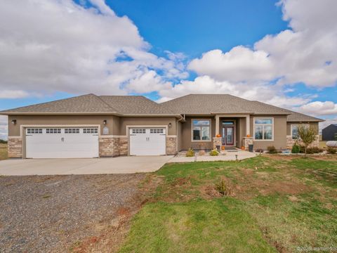 Photo of 703 Sally Port Rd, Laramie, WY 82070 (MLS # 250694)