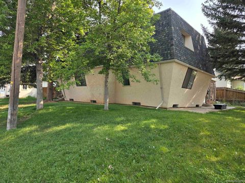 Photo of 1103 E Canby Street, Laramie, WY 82070 (MLS # 250633)