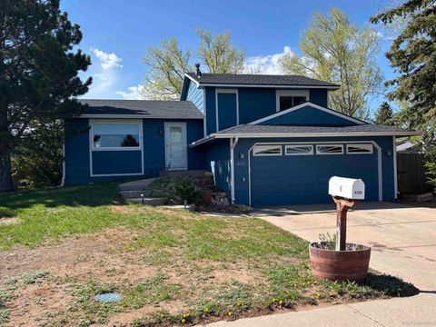 Photo of 4106 Kiowa Drive, Laramie, WY 82072 (MLS # 250314)