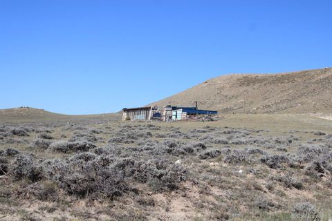 Photo of 340 Sunshine Drive, Rock River, WY 82083 (MLS # 250697)