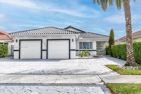  MLS: A11757352