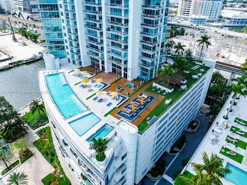 92 SW 3rd St Unit 1410, Miami, FL 33130 - MLS#: A11764611