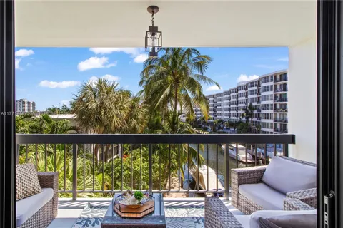 4800 Bayview Dr Unit 402, Fort Lauderdale, FL 33308 - MLS#: A11771718