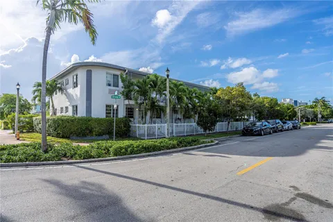 7925 Hawthorne Ave Unit 8, Miami Beach, FL MLS: A11770853