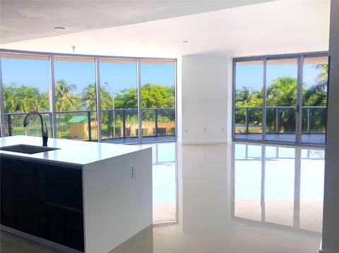 488 NE 18th St Unit 215, Miami, FL MLS: A11786108