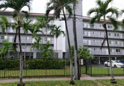 900 SW 84th Ave Unit 207A, Miami, FL 33144 - MLS#: A11661024