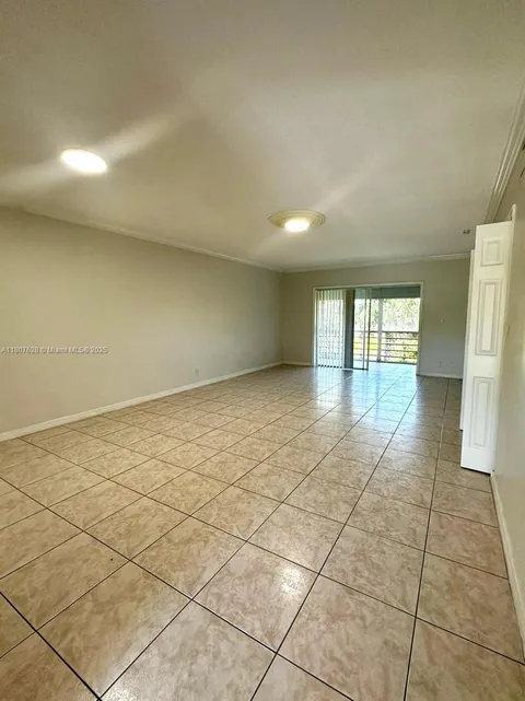4291 NW 9th Ave Unit 202, Deerfield Beach, FL MLS: A11807628