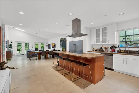 3730 Kumquat Ave, Miami, FL MLS: A11788438