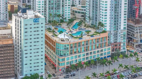 253 NE 2nd St Unit 4704, Miami, FL 33132 - MLS#: A11684709