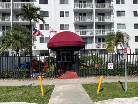 1251 NE 108th St Unit 807, Miami, FL 33161 - MLS#: A11736070