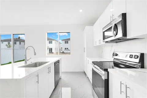 22515 SW 125 Ave Unit A, Miami, FL MLS: A11791829