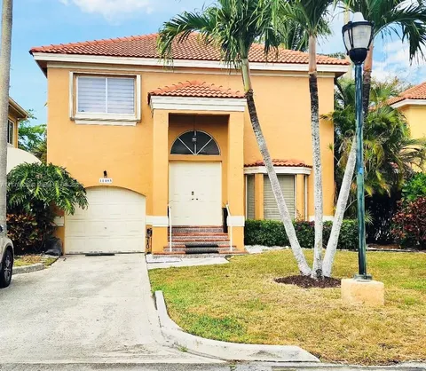 11405 Lakeview Dr Unit 3-A, Coral Springs, FL MLS: A11770625
