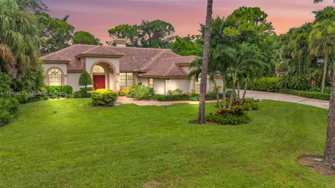 3809 Woodlake Dr, Bonita Springs, FL MLS: A11740823