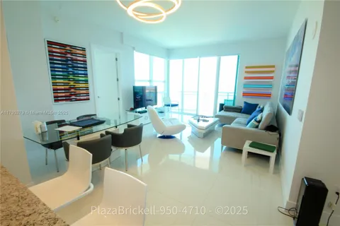950 Brickell Bay Dr Unit 4710, Miami, FL MLS: A11793279