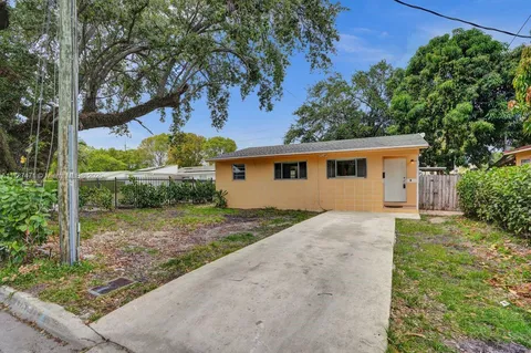 6091 SW 64th Ter, South Miami, FL MLS: A11787471
