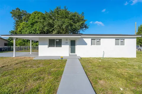 3001 NW 55th St, Miami, FL 33142 - MLS#: A11766658