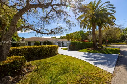 13551 SW 62nd Ave, Pinecrest, FL MLS: A11751251