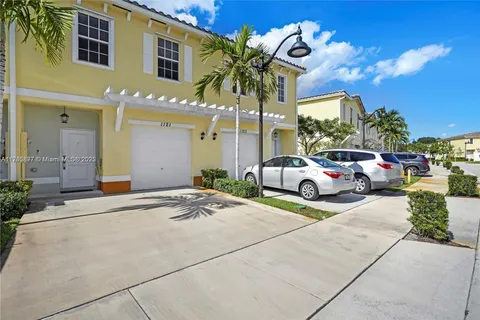 1121 NW 41 Ln, Lauderhill, FL MLS: A11765877