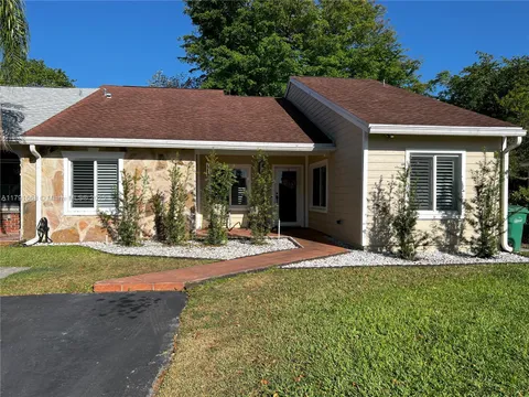 14617 SW 143rd Place Cir, Miami, FL MLS: A11791668