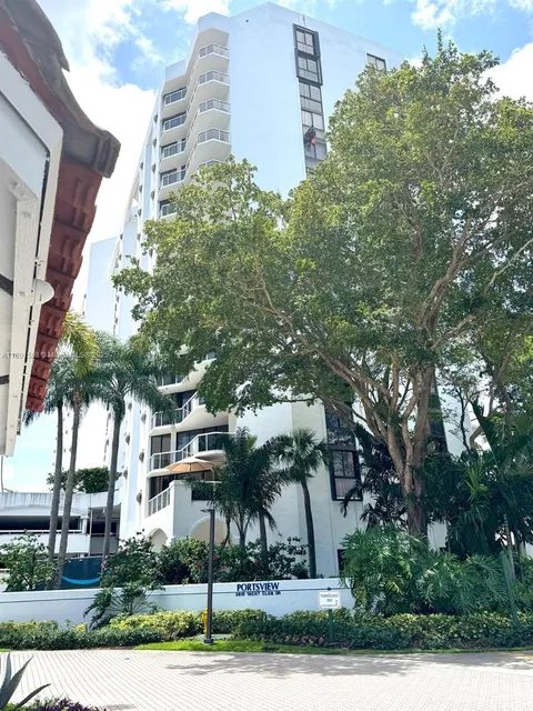 3610 Yacht Club Dr Unit 810, Aventura, FL MLS: A11801588