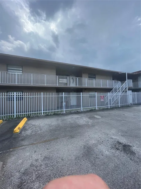 Unit 102, Hialeah, FL MLS: A11796815