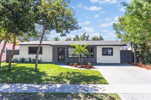 6590 NW 22nd St, Sunrise, FL 33313 - MLS#: A11763213