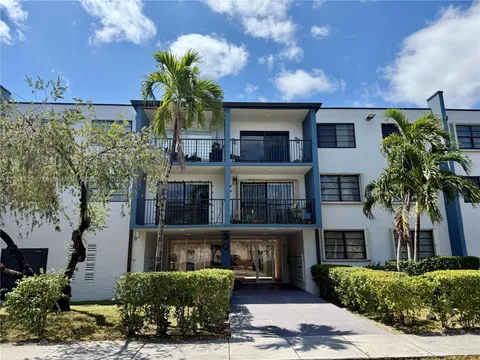 30 E 39th St Unit 217, Hialeah, FL MLS: A11791522