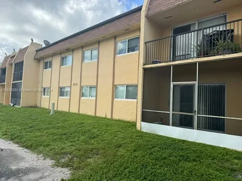 2832 NW 55th Ave Unit 1B, Lauderhill, FL 33313 - MLS#: A11680850