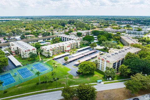 23344 Carolwood Ln Unit 106, Boca Raton, FL MLS: A11803578