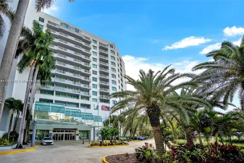 2670 E Sunrise Blvd Unit 1002, Fort Lauderdale, FL MLS: A11786742