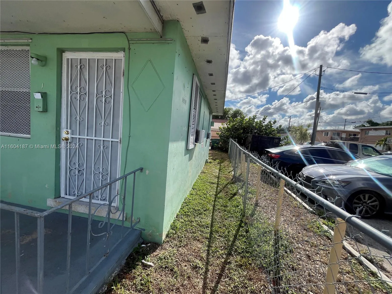 1971 Washington Ave Unit 1